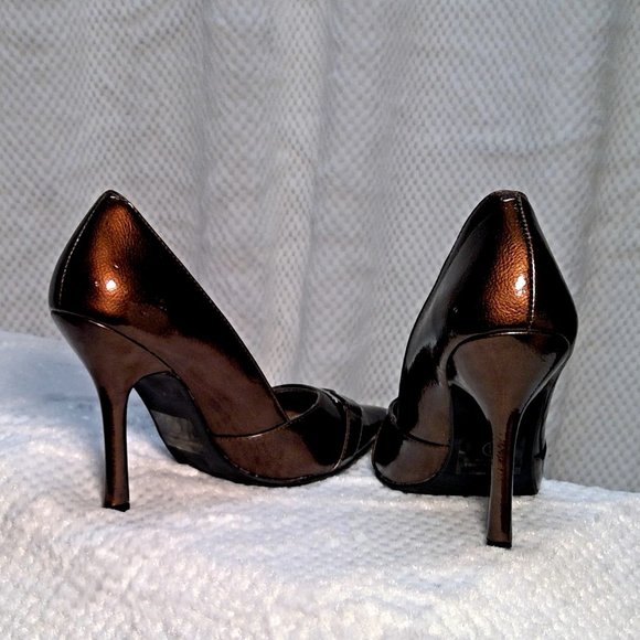 Brown Patent Delicious Heels - Picture 6 of 8